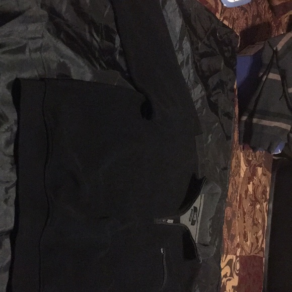 Sweater - Picture 4 of 4